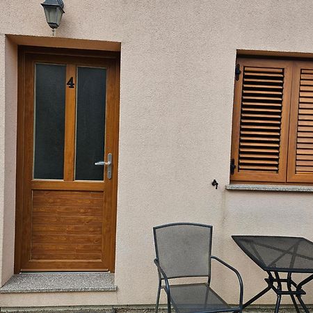 Apartmani Barbara Brseč Exteriör bild