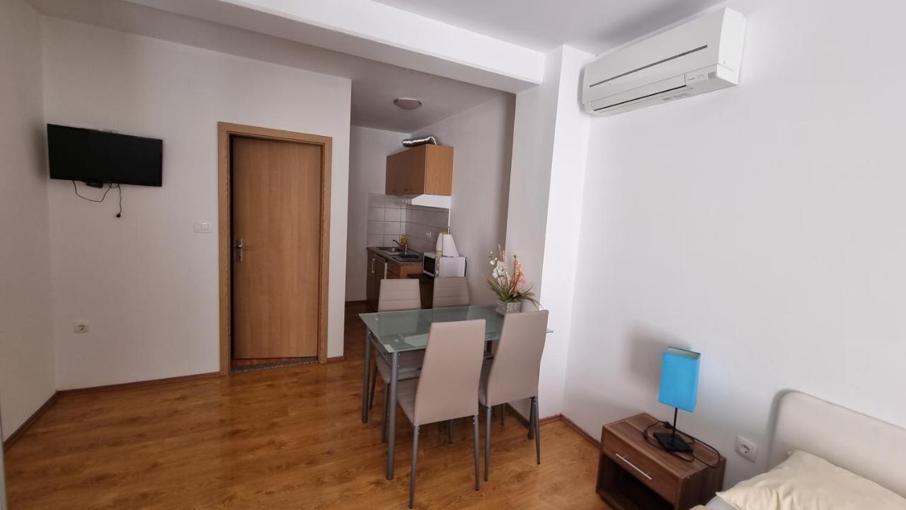 Apartmani Barbara Brseč Exteriör bild
