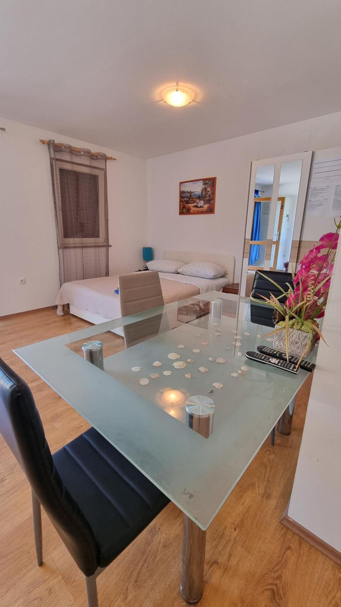 Apartmani Barbara Brseč Exteriör bild