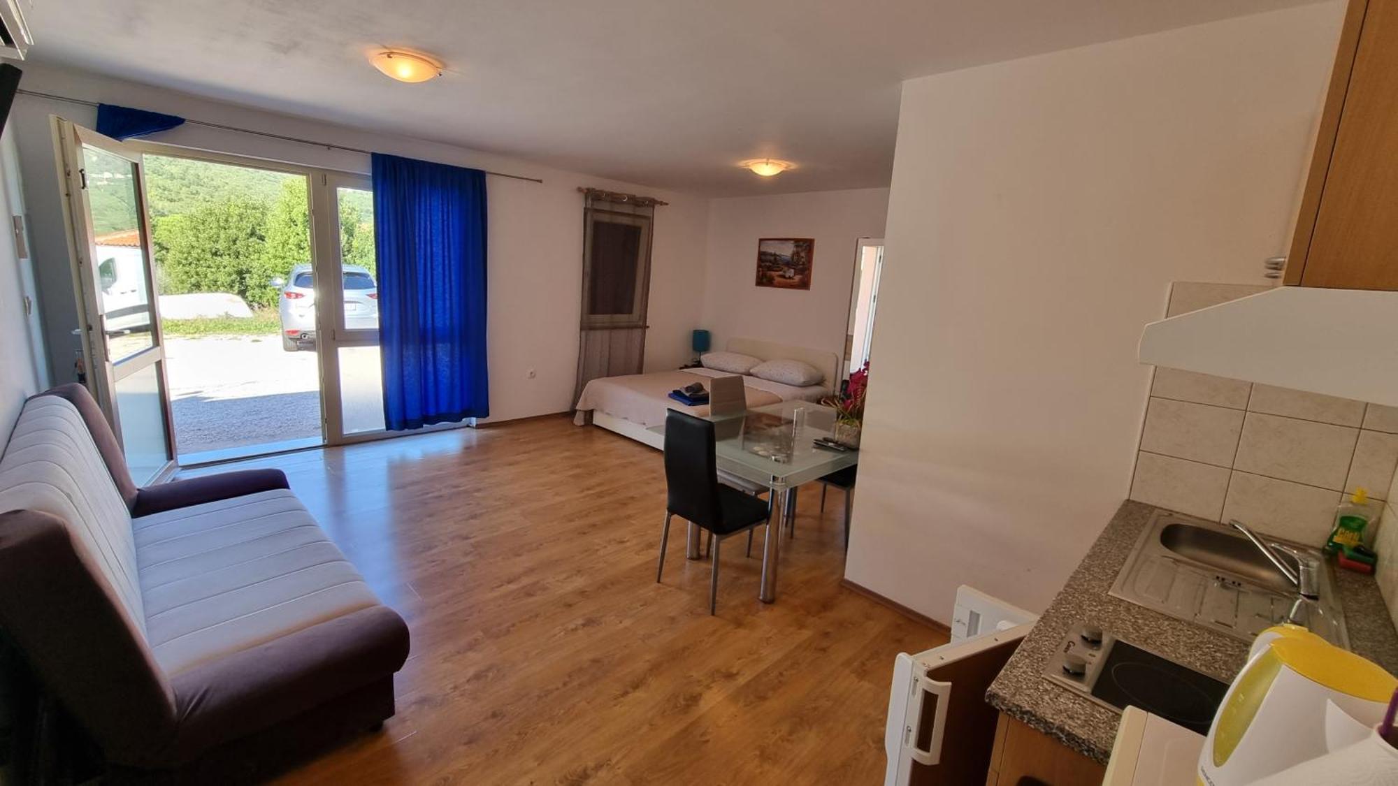 Apartmani Barbara Brseč Exteriör bild