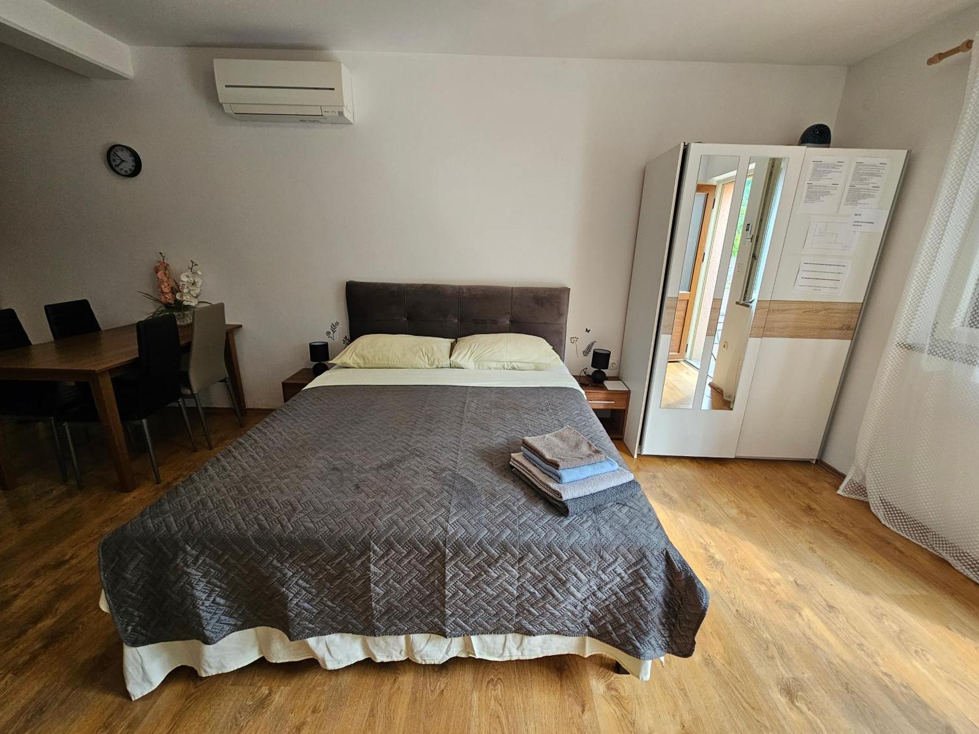 Apartmani Barbara Brseč Exteriör bild