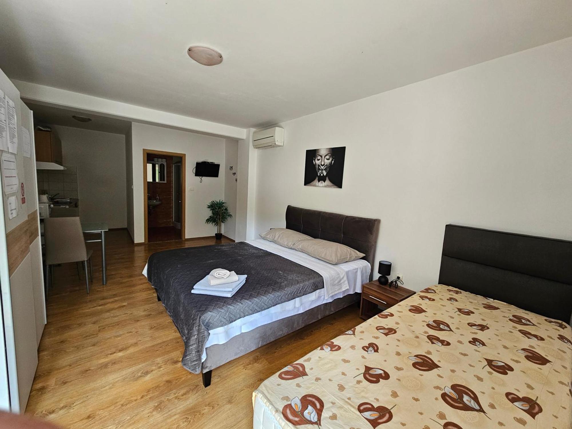 Apartmani Barbara Brseč Exteriör bild